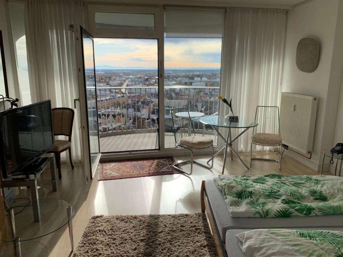 Appartment Im Hotelturm Augsbourg Extérieur photo
