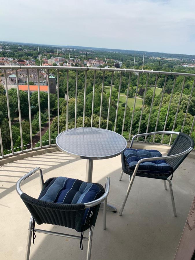 Appartment Im Hotelturm Augsbourg Extérieur photo