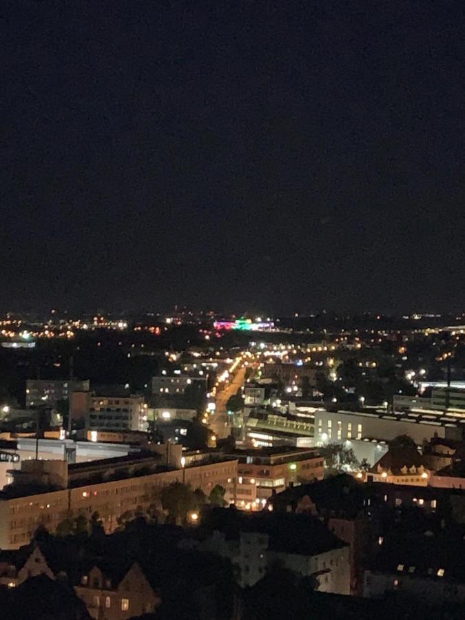 Appartment Im Hotelturm Augsbourg Extérieur photo